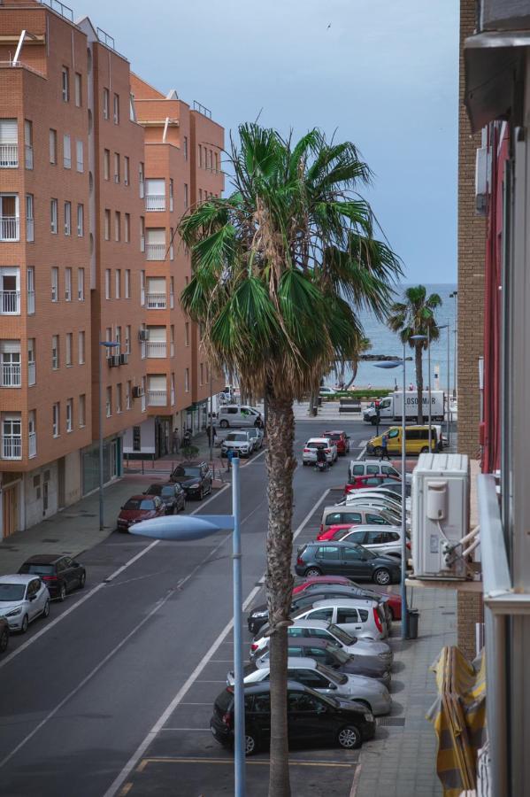 Tinaplaya Apartman Almería Kültér fotó
